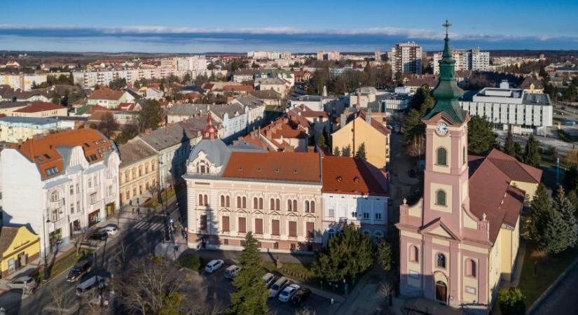 Fideszes ígéretek: a Tungsram bezárt, a vagongyár ki se nyitott