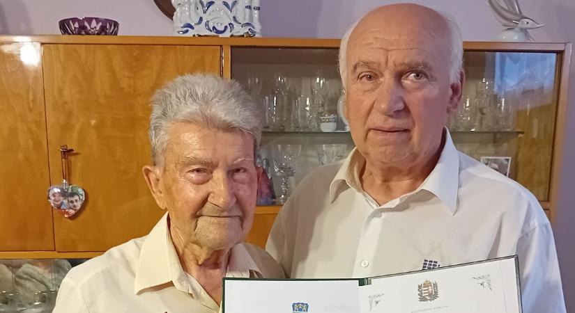 Szerelem első látásra – a 90 éves Gyula bácsi elmesélte