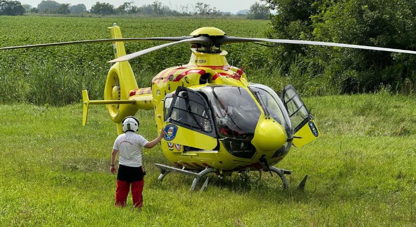 Mentőhelikopter szállt le a Keleti-főcsatorna mellett – fotókkal, videóval