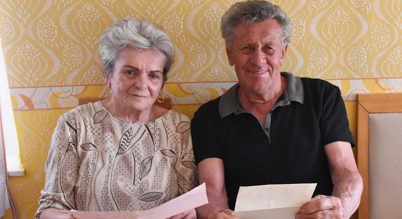Több mint fél évszázada írt szerelmes leveleket őriz az alattyáni Fekete házaspár