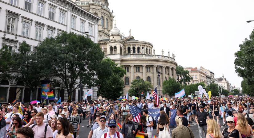 Budapest Pride: idén is megtartották az LMBTQ közösség és támogatóik felvonulását