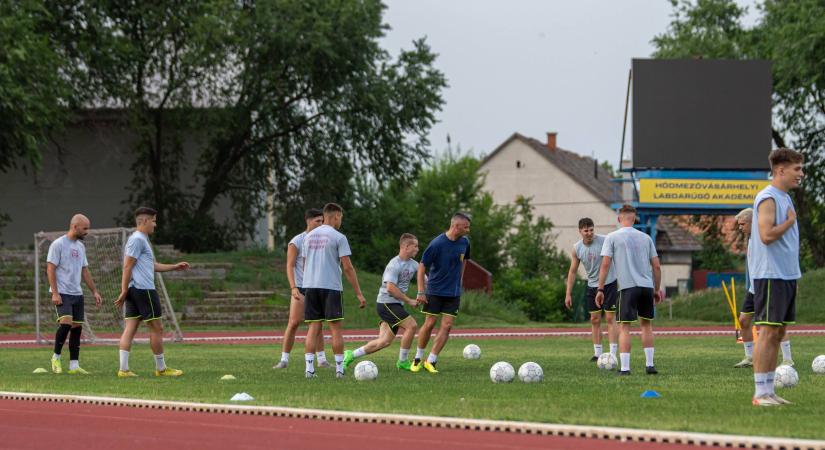 Labdarúgás: megkezdte a nyári felkészülést a Hódmezővásárhelyi FC