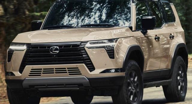 Bedobnál egy pizzát útközben? A Lexus GX örömmel megsüti