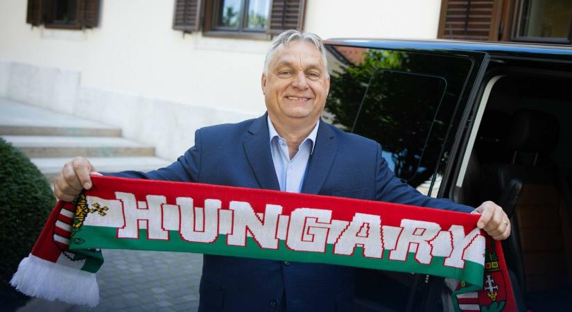 Orbán Viktor, Kövér László és három miniszter is kapott VIP-jegyet a skótok elleni meccsre