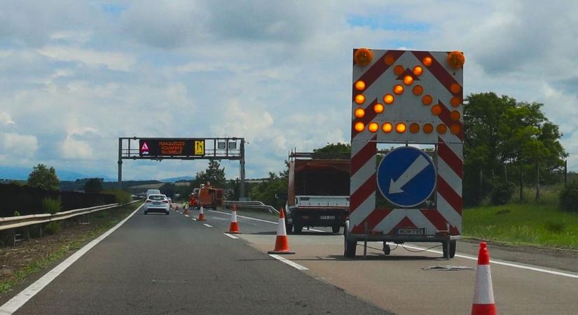 Pécsett és az M6-os autópályán is útlezárások nehezítik a közlekedést