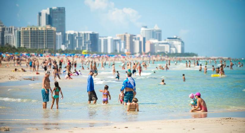 Három ember fulladt vízbe Florida partjainál