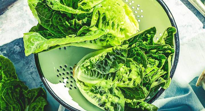 A fejes saláta hidratál és csökkenti a gyulladást: mutatjuk, miért fogyaszd