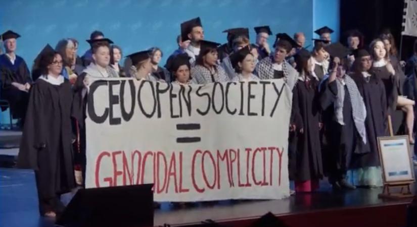 Botrány: Palesztinpárti diákok ordibáltak és fenyegetőztek a CEU diplomaosztóján