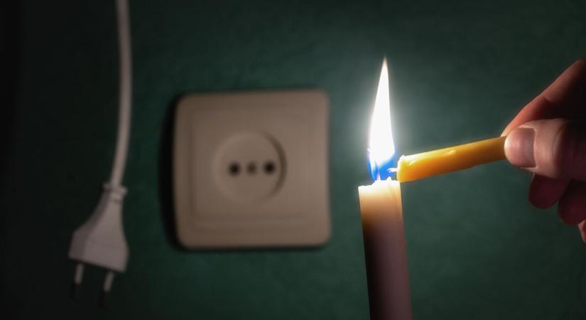 Hosszú áramkimaradások teszik még elviselhetetlenebbé a hőséget Ukrajnában