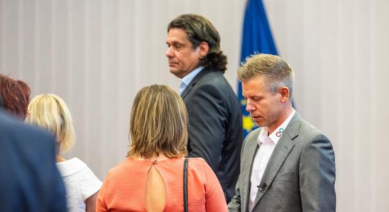 Magyar és Deutsch újra találkozott: átadták az EP-képviselők megbízóleveleit