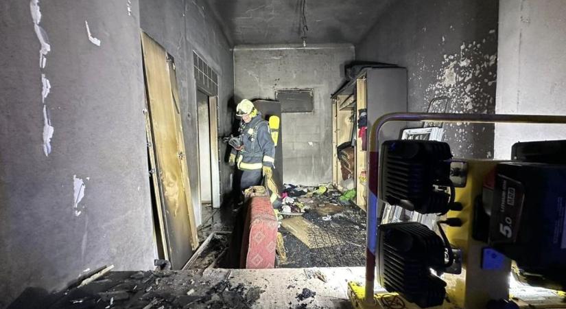 Egy kőszegi lakásban és egy kombájn motorterében is felcsaptak a lángok