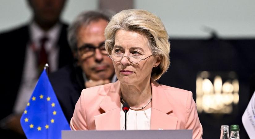 Von der Leyen elhappolt 400 milliárd eurót