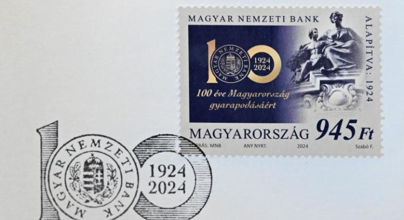 A százéves Magyar Nemzeti Bankot ünnepli a Magyar Posta
