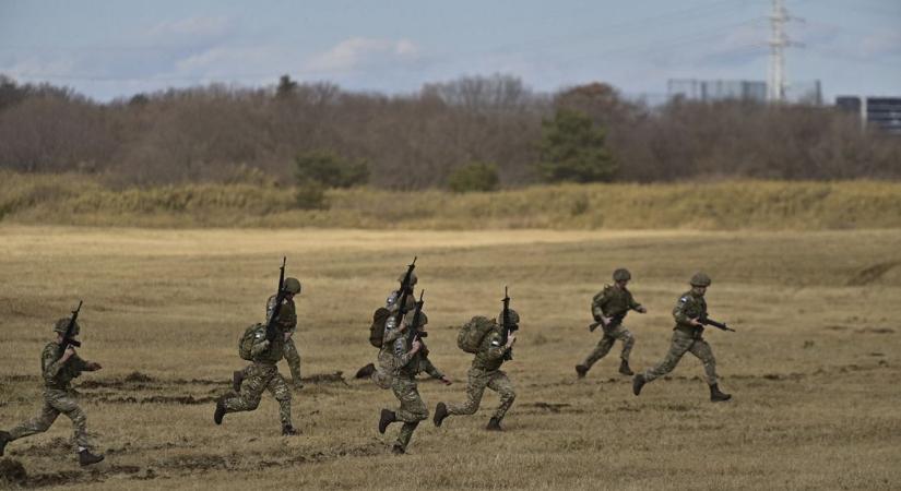 Védelmi partnerséget tervez Japánnal és Dél-Koreával Brüsszel