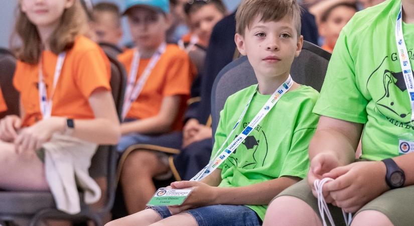 Győri Gyerekegyetem: a mesterséges intelligenciáról tanulhatnak a Széchenyi István Egyetemen táborozók