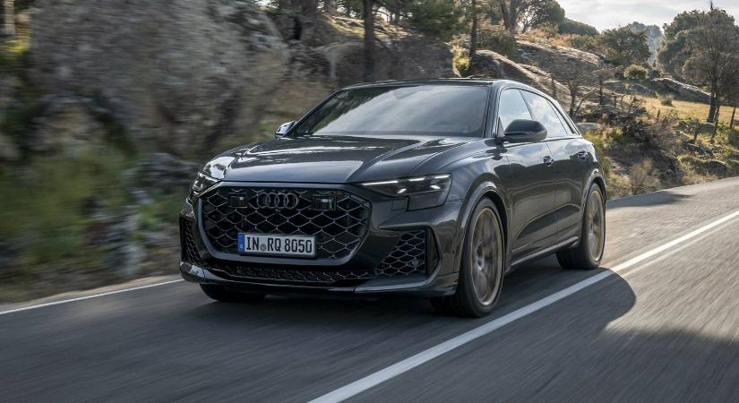 Ez már nem terror, rémuralom: itt az Audi RS Q8 Performance