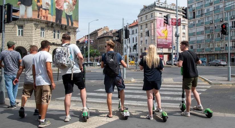 Ennyibe kerül az elektromos rollerek kötelező biztosítása