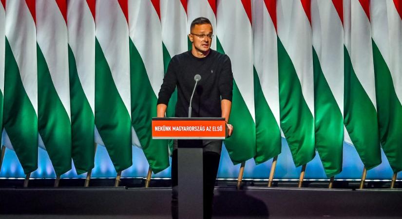 Szijjártó egyetért Orbánnal, szerinte is figyelmen kívül akarják hagyni a választási eredményt Brüsszelben