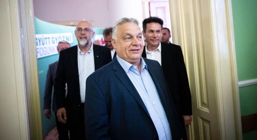 Orbán Viktor Európát járja: ebéddel várja a francia elnök – ezért megy Párizsba