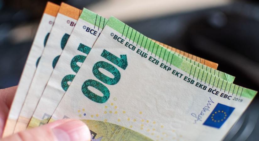 Tízezer euróért majd az ügyész elintézi – mondta a vádlott