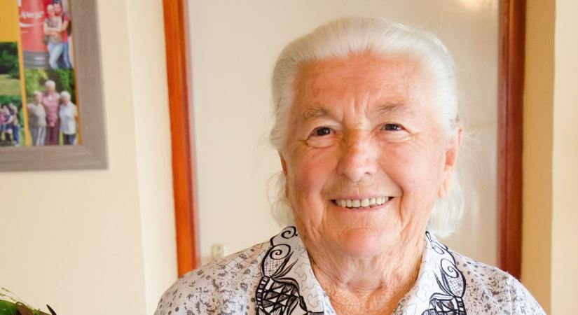 Erzsike nénit 90. születésnapján köszöntötték Tótvázsonyban