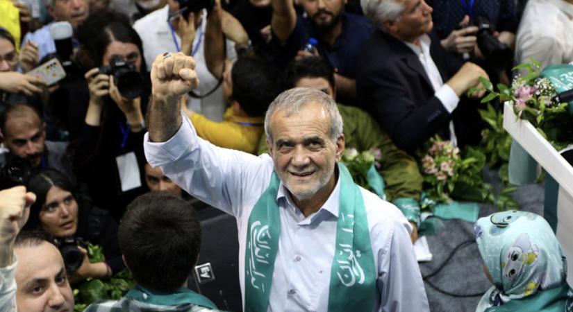 Irán pénteken új elnököt választ