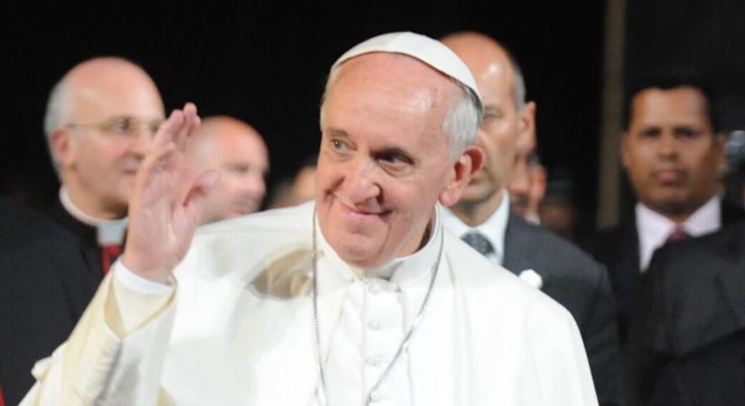 Nyíltan kérte egy diák a pápától a homofób kirohanások befejezését