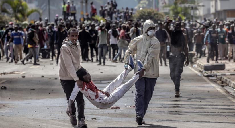 Legalább öt tüntetőt lelőtt a kenyai rendőrség