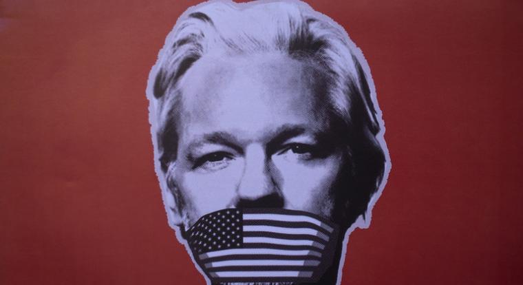 Szabadon hazatérhetett Julian Assange
