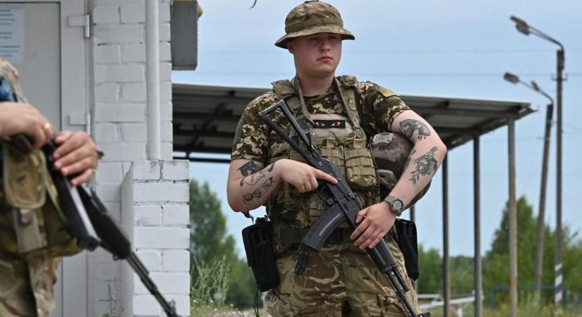 Száz hadköteles férfit kaptak el az Odesszai határon