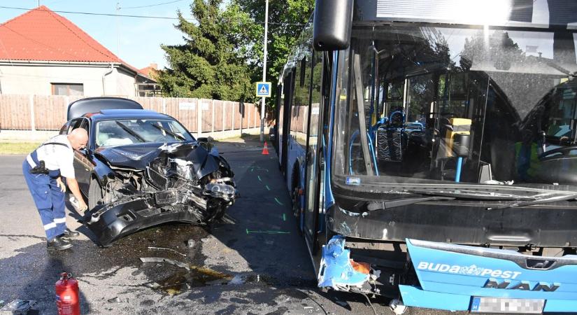 Durva baleset történt Budapesten, rengeteg a sérült