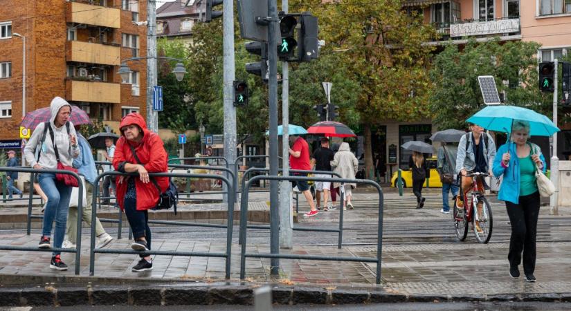 Másodfokú figyelmeztetést adtak ki heves zivatarok miatt