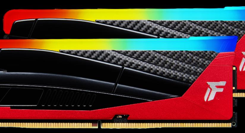 Új Kingston FURY, a versenyautók által ihletett DDR5-memória