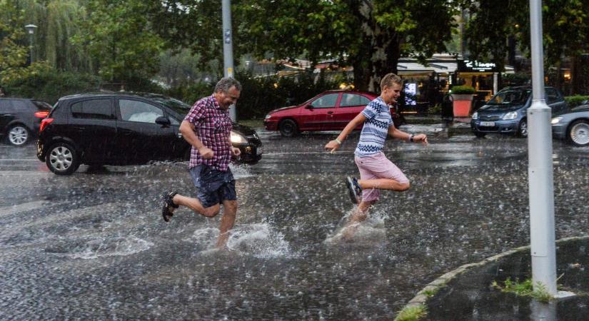 Lecsap a vihar, kiadták a narancs riasztást