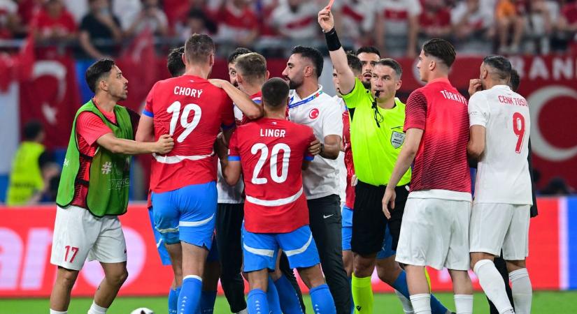 "Annyira beképzelt volt" - Kovács Istvánt ócsárolják a búcsúzó focisták