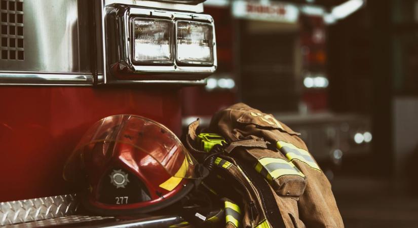 Több baleset is munkát adott a tűzoltóknak Bács-Kiskunban