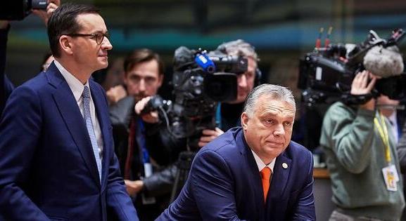 Itt az újabb fordulat: keleti EP-frakciót alakíthatnak Orbán Viktorék