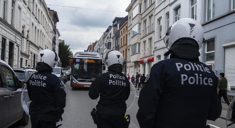 Rettenetes! Két embert agyonlőttek Brüsszel belvárosában - fotó a helyszínről