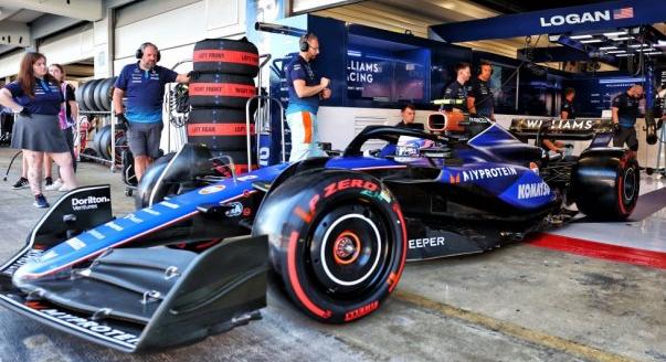 Átcsábított F1-es mérnökök hadával erősít a Williams