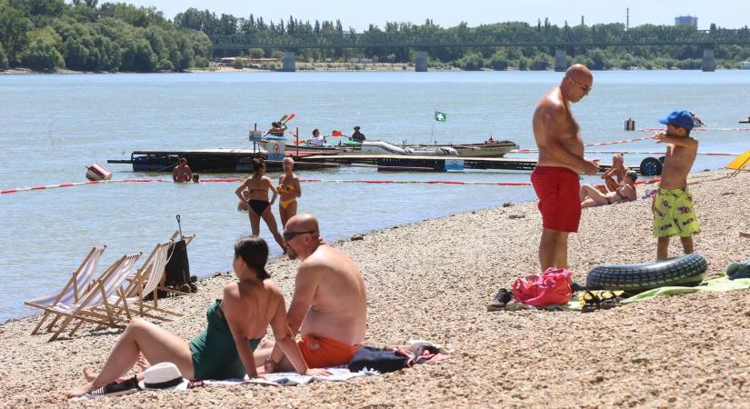 Pénteken ismét megnyílik Budapest egyetlen ingyenes Duna-parti fürdőhelye a Római-parton - videó