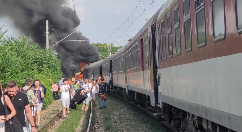 SÚLYOS baleset: Vonat és autóbusz ütközött Érsekújvár és Udvard között