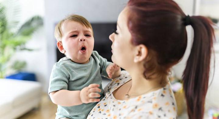 Külföldön csecsemők halnak bele: ezek a szamárköhögés jellegzetes tünetei