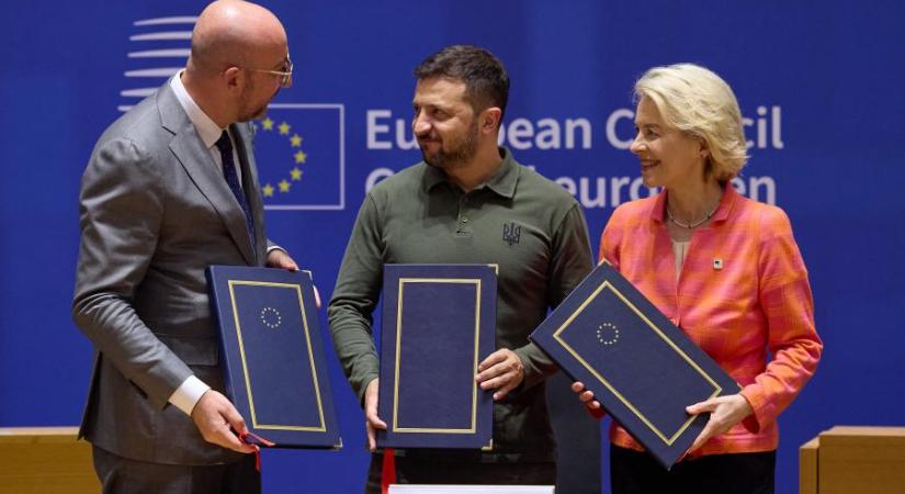 Giorgia Melonit békítgették az uniós csúcson a tagországok vezetői
