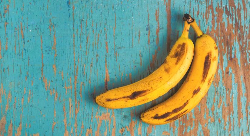 A falusi háziasszonyok elárulták: ezért vidd ki a túlérett banánt a kertbe