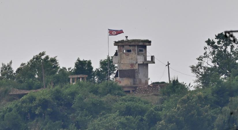 Észak-Koreában nyilvánosan kivégeztek egy férfit, mert K-popot hallgatott