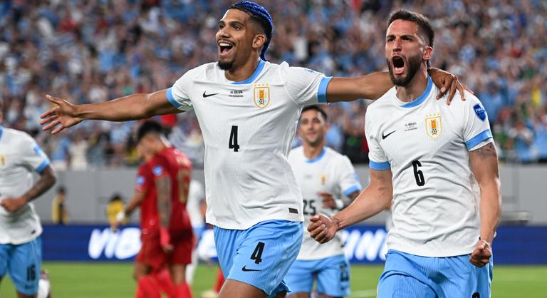 Kiütéses győzelmet aratott Uruguay, a házigazda amerikai csapat meglepetésre kikapott