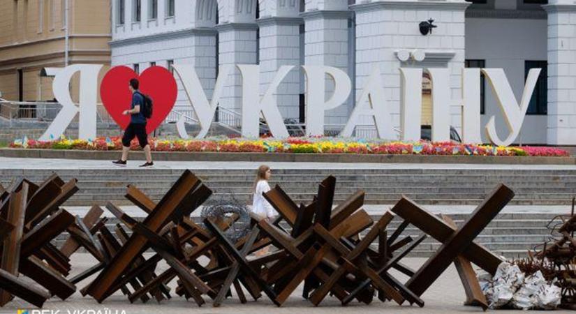 Az ukránok kétharmada a győzelem érdekében kész addig elviselni a háborús nehézségeket, ameddig szükséges – felmérés