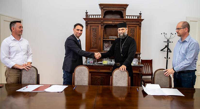 Szorosabb együttműködést tesz lehetővé a Debrecenben aláírt megállapodás