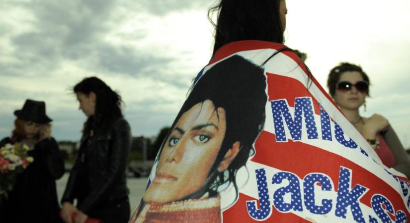 500 millió dollár adóssága volt Michael Jacksonnak, amikor meghalt