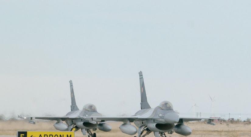 F-16-os vadászbombázók landoltak Erdélyben